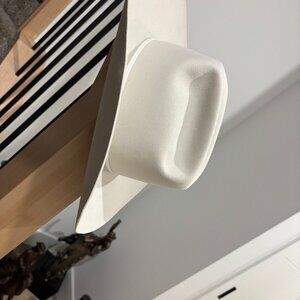 Gorgeous Genuine Beaver Felt Cowboy Hat